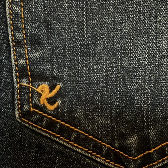 Women’s Kut from the Kloth Catherine boyfriend shorts ~ indigo ~ size 8 jeans - Picture 5 of 5